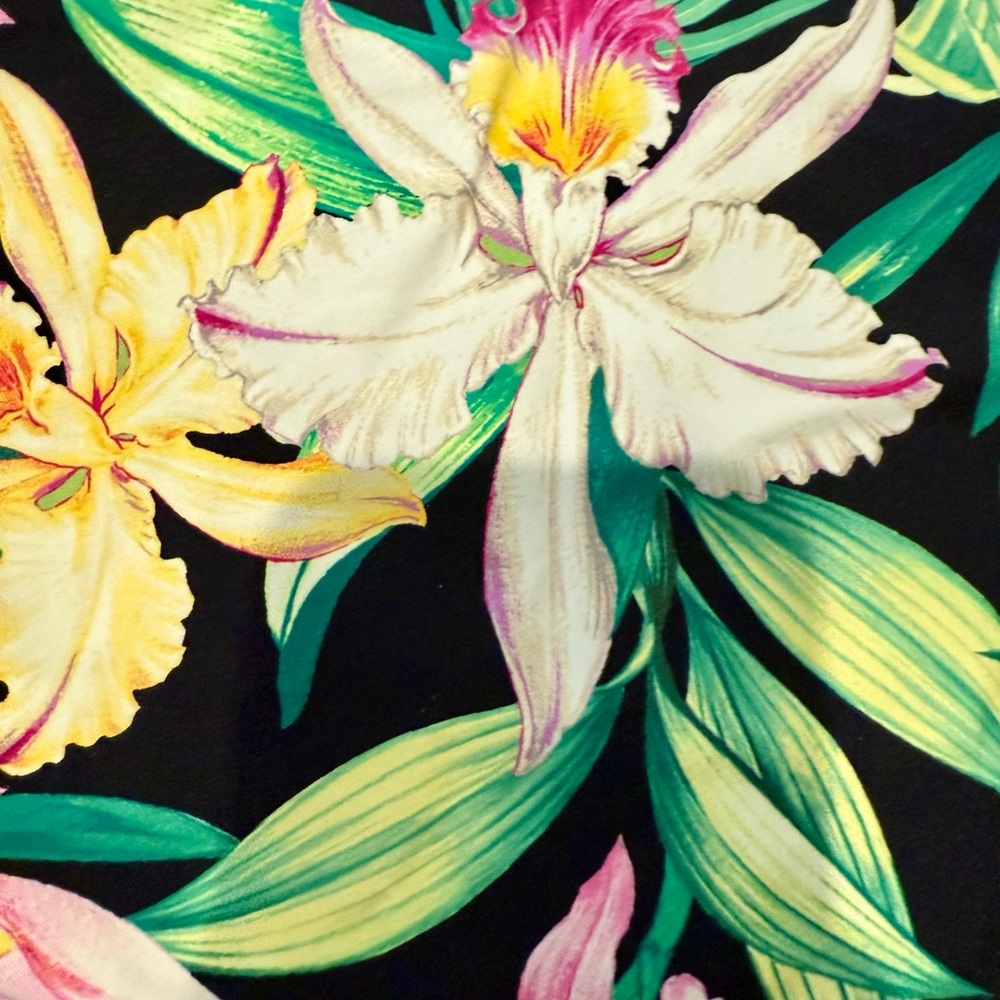 Tommy Bahama Orchid Garden Skort and top - Picture 4 of 5
